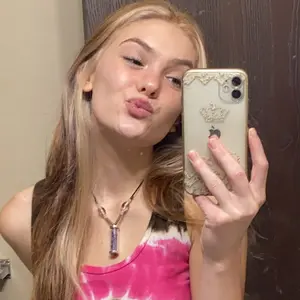 Profile Picture of brookebullock (@@brookebullock2) on Tiktok