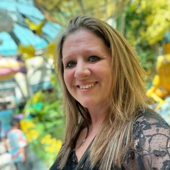 Profile Picture of Stephanie Lafaive (@navychick990384) on Poshmark