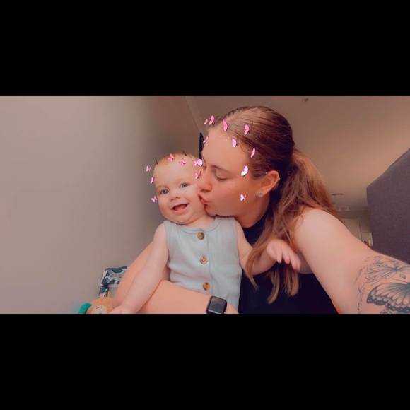 Profile Picture of Taneesha Glass (@taneeshaglass) on Poshmark