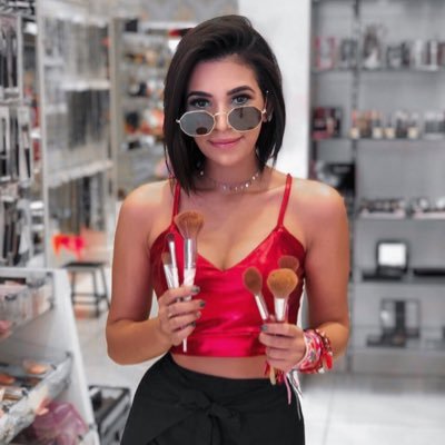 Profile Picture of 🌸 Ray 🌸 (@Andr_ray) on Twitter