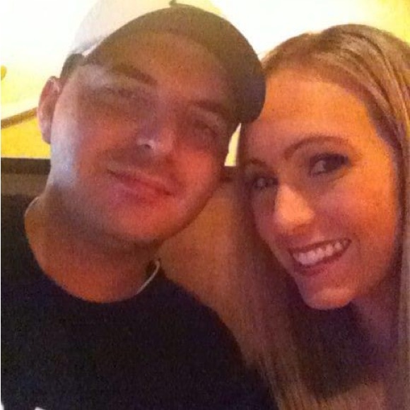 Profile Picture of Danielle Burney (@danib5429) on Poshmark