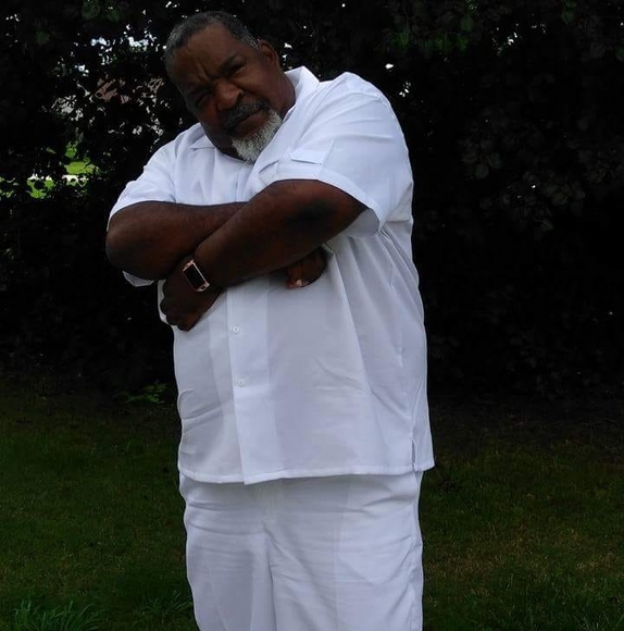 Profile Picture of Isaac Barnes (@bigpill1) on Poshmark