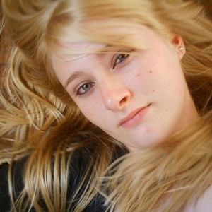 Profile Picture of Luhh Paula Bennemann (@297479435) on Myspace