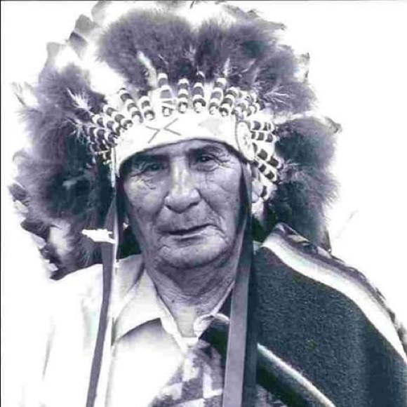 Profile Picture of Jason Red bear (@jredbear) on Poshmark