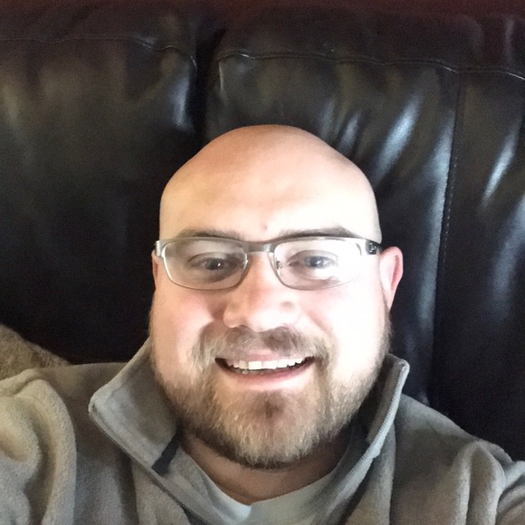 Profile Picture of Blake Danowski (@dd112206) on Poshmark