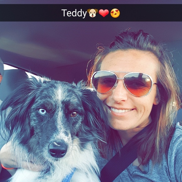 Profile Picture of Tasha Eiring (@teiring) on Poshmark