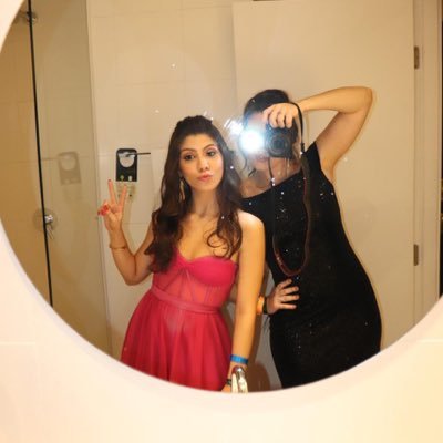 Profile Picture of isabela pellerin (@isabelapellerin) on Twitter