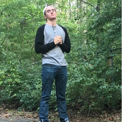 Profile Picture of The Shoe Box (@robert_williard) on Twitter
