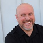 Profile Picture of Sean Easley 🌍 (@authoreasley) on Instagram
