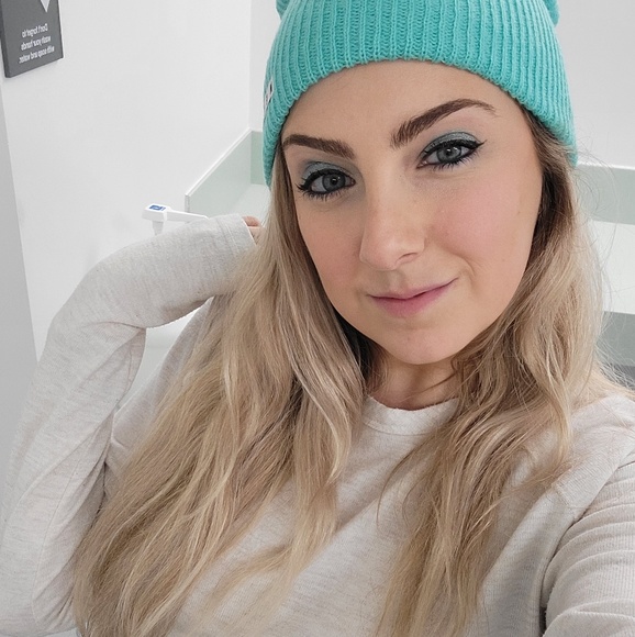 Profile Picture of Lisa Servello (@lisa5692) on Poshmark