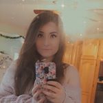 Profile Picture of 𝓣𝓪𝔂𝓵𝓸𝓻 𝓢𝓽𝓻𝓲𝓷𝓰𝓮𝓻 (@tstrings_xo) on Instagram