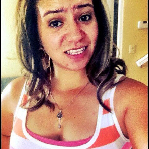 Profile Picture of Jayleen Murakami (@jayleenmarie) on Poshmark