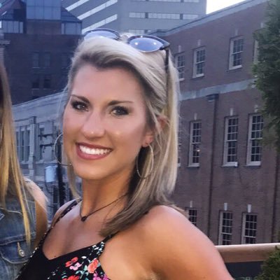 Profile Picture of Stephanie Daniel (@stephmarie_d) on Twitter