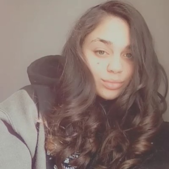Profile Picture of Marielisa Matos (@marielisamatos) on Poshmark