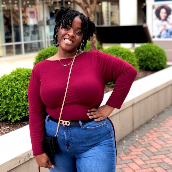 Profile Picture of Jasmine Key (@keyjasmine2018) on Poshmark