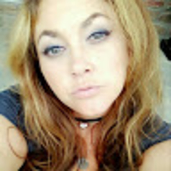 Profile Picture of Erica Kilgore (@ericakilgore315) on Poshmark