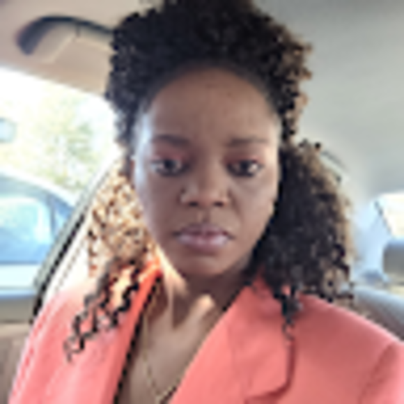 Irene Katulanya - Poshmark Profile Picture of Irene Katulanya (@ikatulanya) on Poshmark