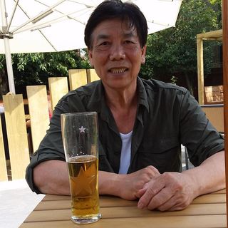 Profile Picture of Lin Pang (@lin.pang.731) on Facebook