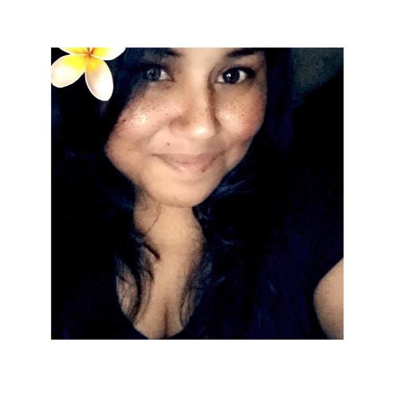 Profile Picture of Natalie Gualdarama (@natlg81) on Poshmark