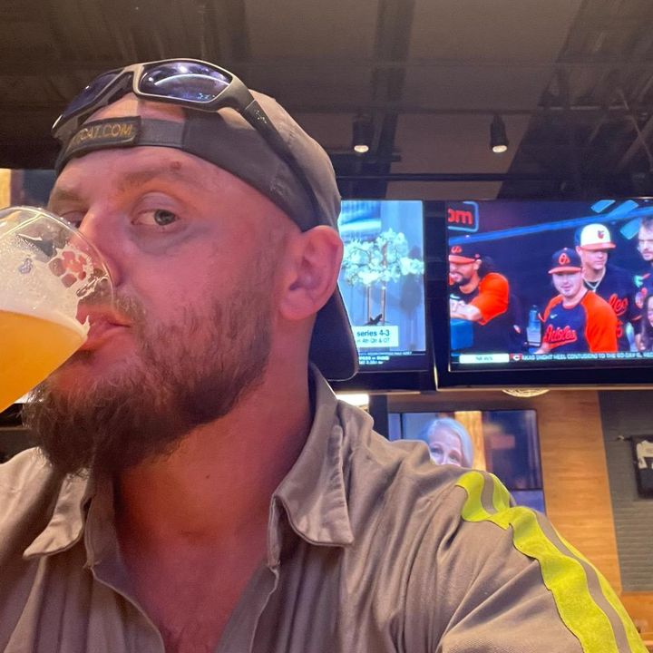 Profile Picture of johnrolow (@johnrolow) on Tiktok