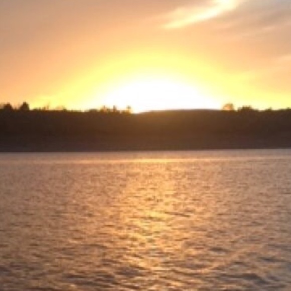 Profile Picture of Dena Engelland (@deneng) on Poshmark