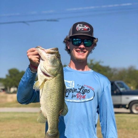 Profile Picture of Lewis Sharpe (@lewissharpe) on Poshmark