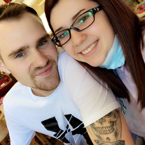 Profile Picture of Adrian Gardner (@gardner_adrian) on Poshmark