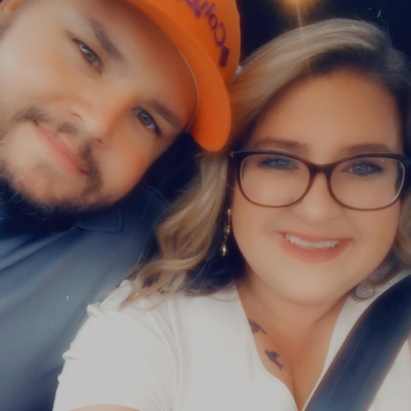 Profile Picture of Candace Gibson (@cdledford87) on Poshmark