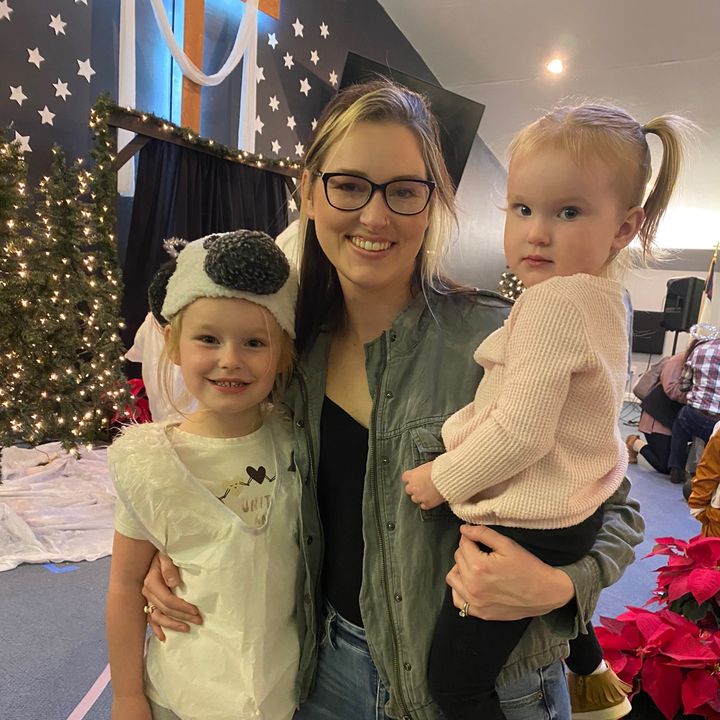 Profile Picture of brett (@brettalas) on Tiktok