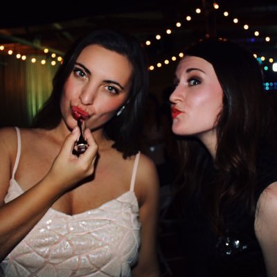 Profile Picture of Meredith Phillips (@murredith) on Twitter