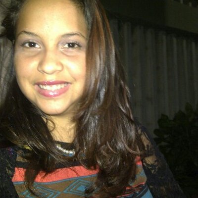 Profile Picture of Linette Lopez (@linette_lopez) on Twitter