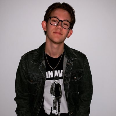Profile Picture of Joshua James (@J_Hack7) on Twitter