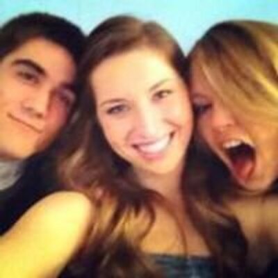 Profile Picture of Vicki Pace (@vicki8107) on Twitter