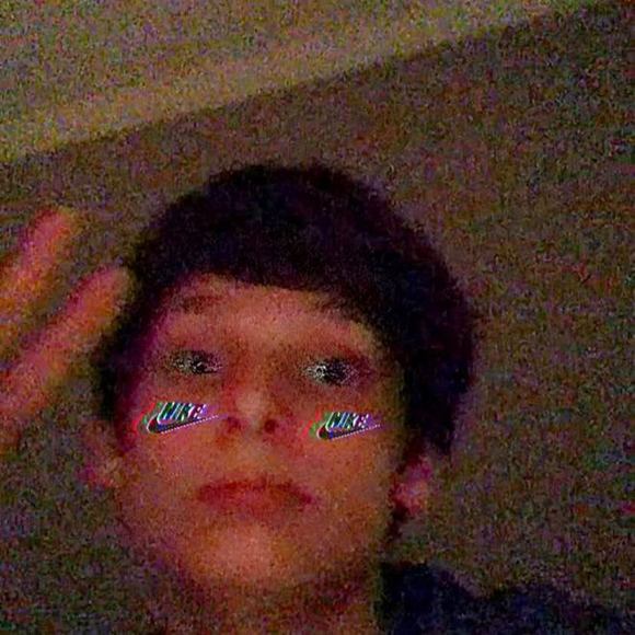 Profile Picture of Jeffery Keaton (@jefferykeaton) on Poshmark