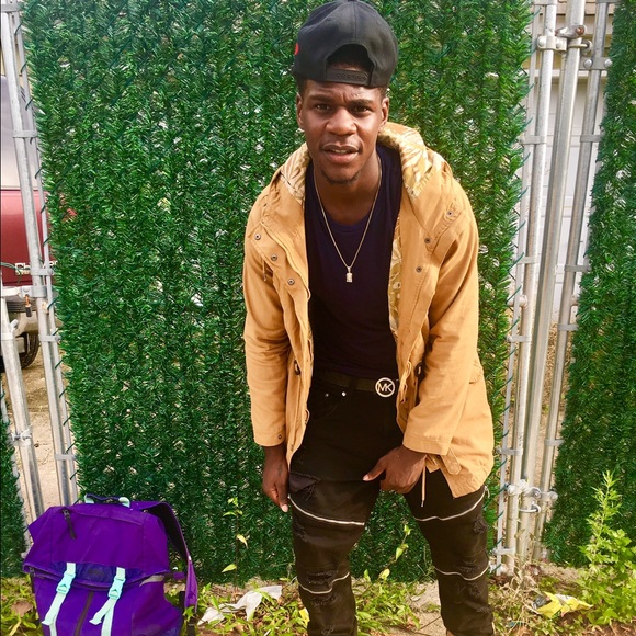 Profile Picture of Ryan Marcellin (@skullybang) on Poshmark