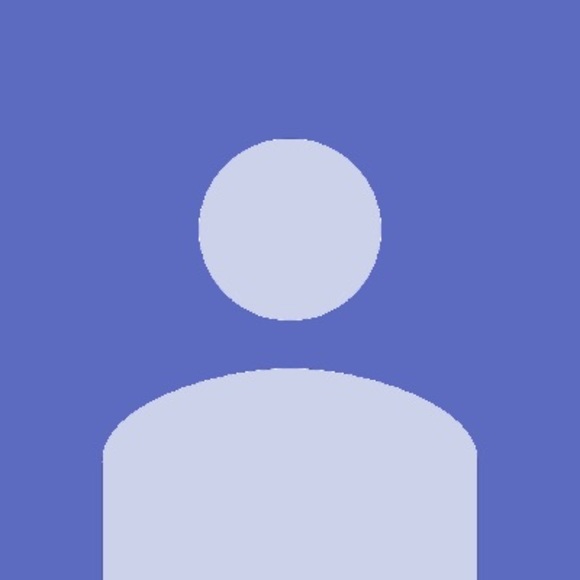 Profile Picture of Valerie Miciak (@miciakvalerie) on Poshmark