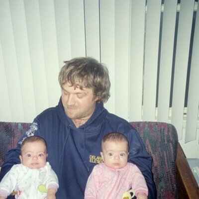 Profile Picture of Dan Shanholtz (@DanShanholtz) on Twitter