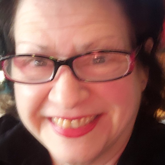 Profile Picture of Kim l Murphree (@themurphreenetw) on Poshmark