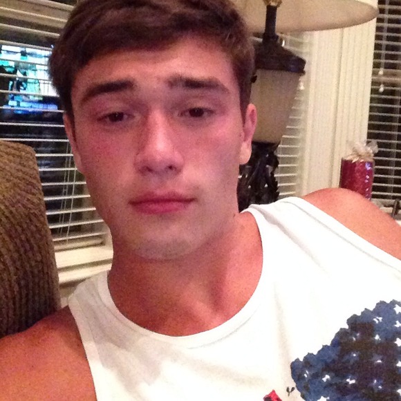 Profile Picture of Thadius Mcmahan (@thadiusmcmahan) on Poshmark