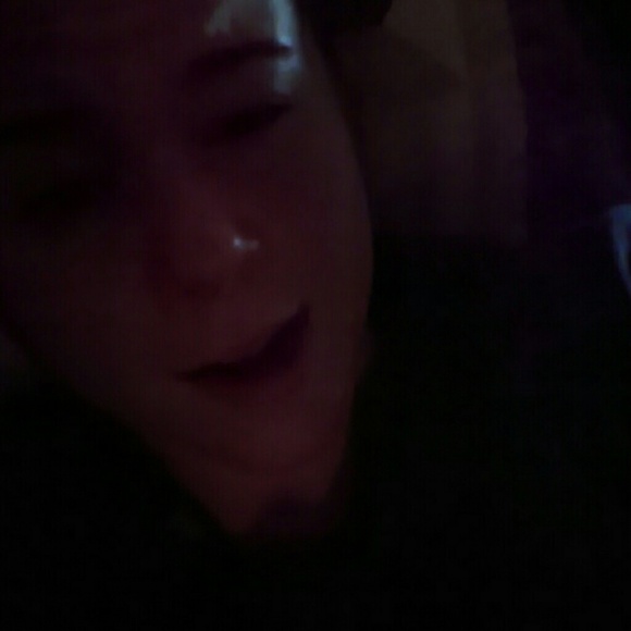 Profile Picture of Victoria Despres (@victoriasmash) on Poshmark