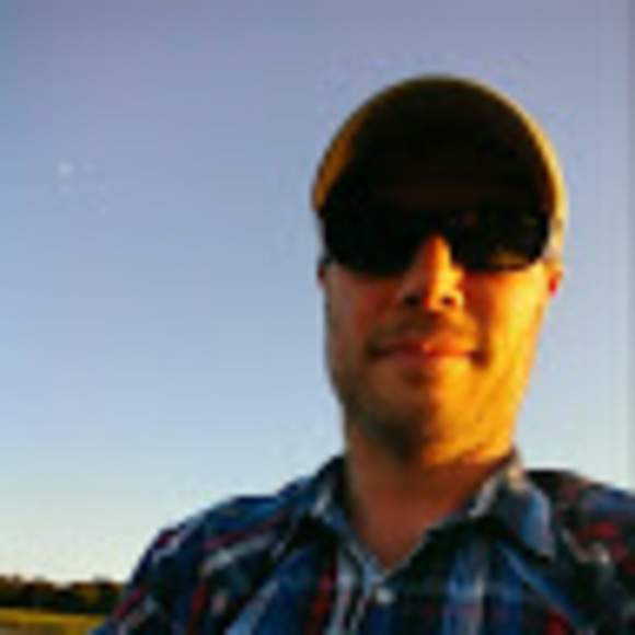 Profile Picture of Daniel Adelmann (@daniel_b_ad) on Poshmark