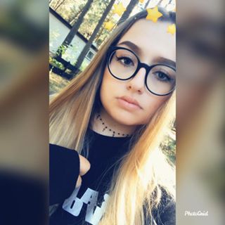Profile Picture of Julia Nickel (@Julia-Nickel) on Facebook