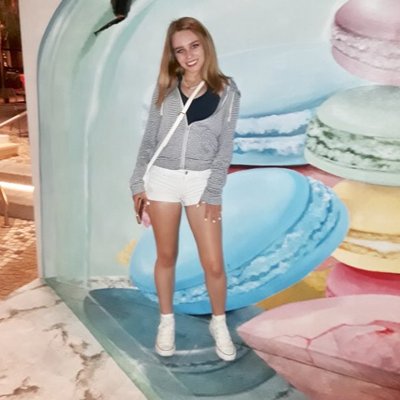 Profile Picture of Natalie Da Shash (@NatalieSahakian) on Twitter