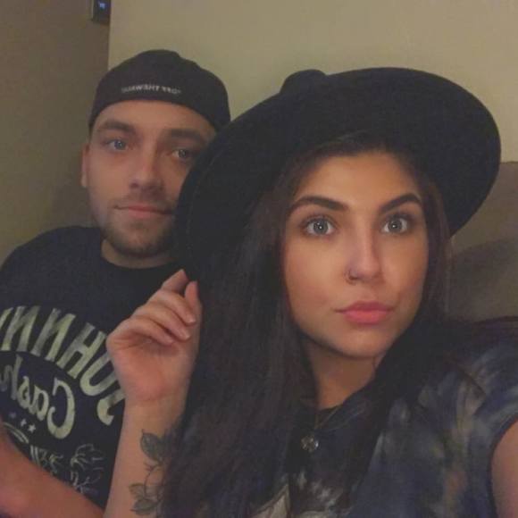Profile Picture of Michaela Nicole (@michaelanico846) on Poshmark