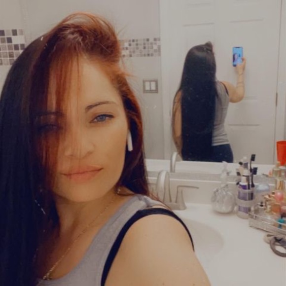 Profile Picture of Daisy Acosta (@babygirl171913) on Poshmark