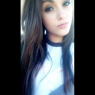 Profile Picture of Bethany Nelson-Moore (@befffy19) on Twitter