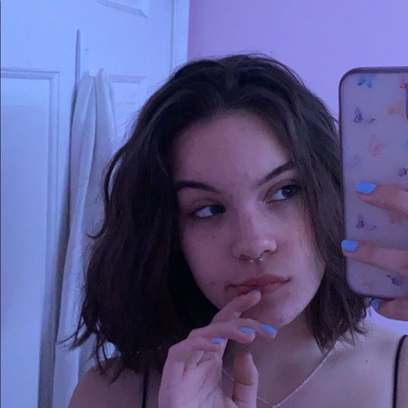 Profile Picture of Joey Walker (@yoeymarie) on Poshmark