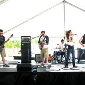 Profile Picture of Amanda Meredith (@amandajomeredith) on Myspace