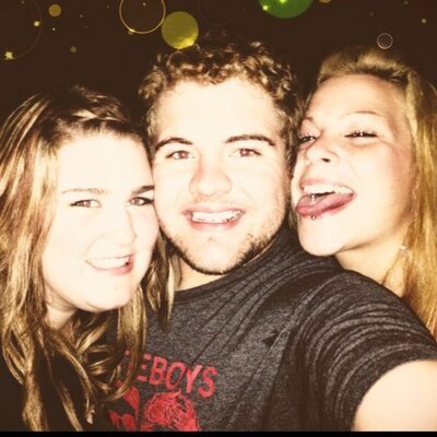 Profile Picture of Steven Labine (@stevlabi) on Twitter