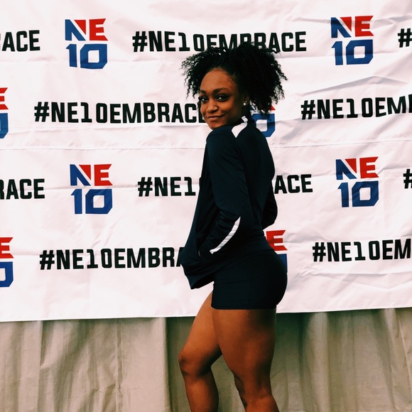 Profile Picture of Calene Lazare (@caleneee) on Poshmark